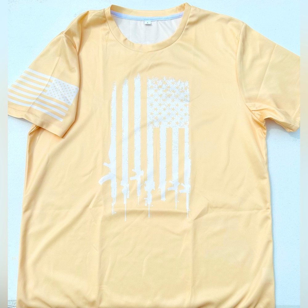American Patriots T-Shirt Sz Large in Polyester very soft and New